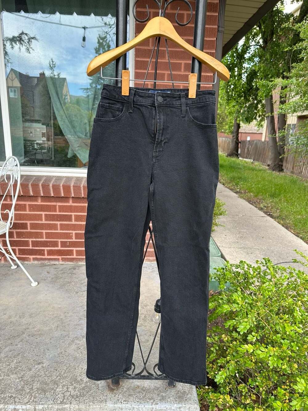 Hollister Ultra High-Rise Dad Jean in Black Vintage Stretch Size 2R
